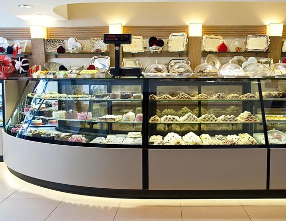 PATISSERIE REFRIGERATORS